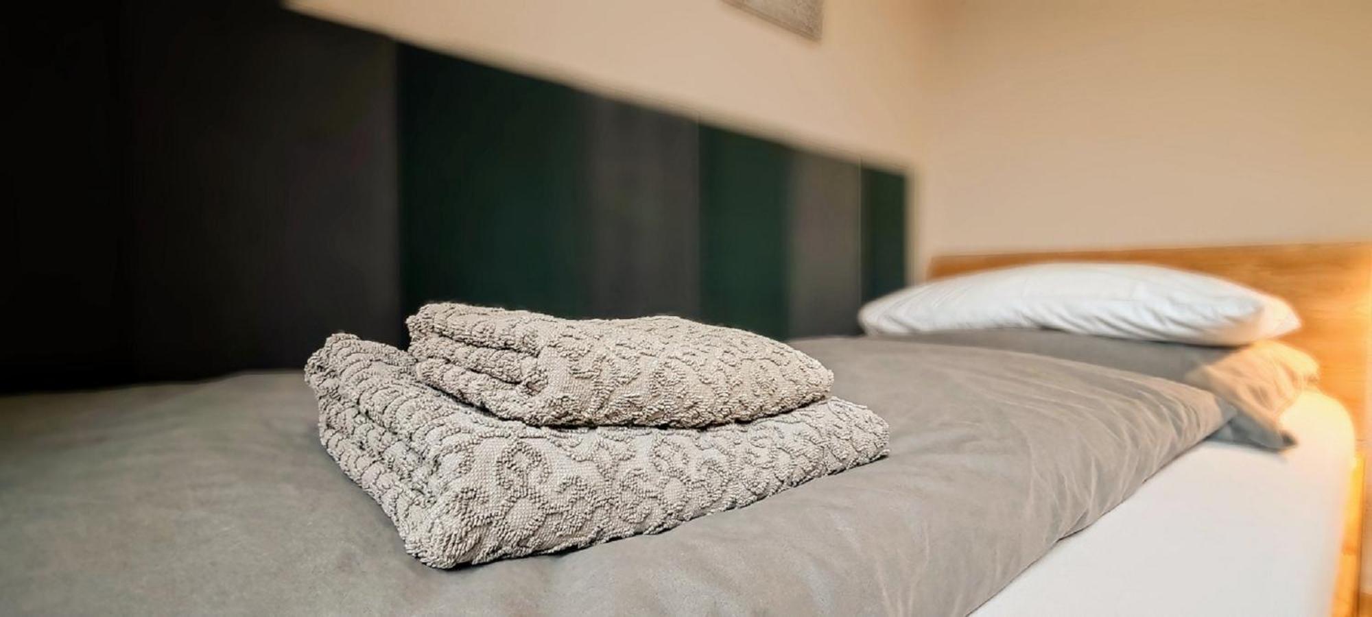 Roastineer Hotel Battenberg  エクステリア 写真